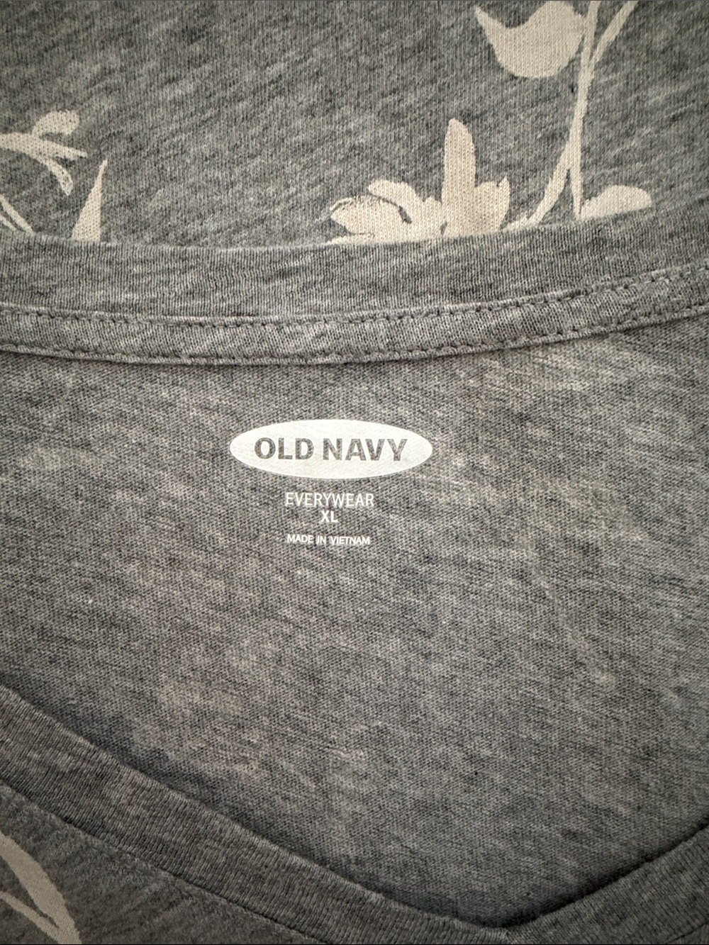 Women’s Old Navy Top - Picture 6 of 10